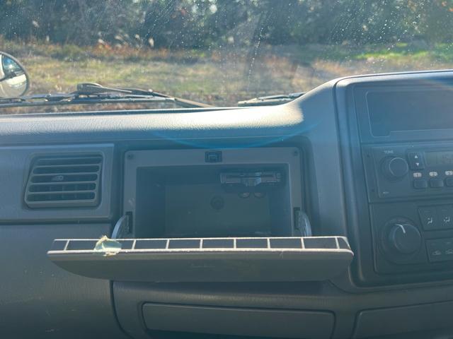 タイタンダッシュ 　ユーザー様買取車　ＥＴＣ　エアコン　パワーウインドウ　パワーステアリング　ドアバイザー　最大積載量１５００ｋｇ　走行距離９６１００キロ　車検令和８年２月　５ＭＴ　ＡＭ　ＦＭ　２０００ＣＣ　エアバック（22枚目）
