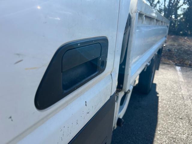 タイタンダッシュ 　ユーザー様買取車　ＥＴＣ　エアコン　パワーウインドウ　パワーステアリング　ドアバイザー　最大積載量１５００ｋｇ　走行距離９６１００キロ　車検令和８年２月　５ＭＴ　ＡＭ　ＦＭ　２０００ＣＣ　エアバック（55枚目）