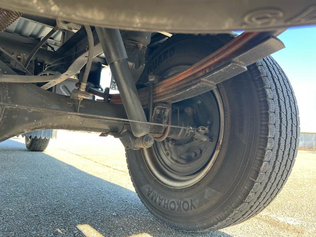 タイタンダッシュ 　ユーザー様買取車　ＥＴＣ　エアコン　パワーウインドウ　パワーステアリング　ドアバイザー　最大積載量１５００ｋｇ　走行距離９６１００キロ　車検令和８年２月　５ＭＴ　ＡＭ　ＦＭ　２０００ＣＣ　エアバック（66枚目）