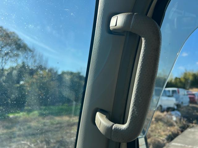 タイタンダッシュ 　ユーザー様買取車　ＥＴＣ　エアコン　パワーウインドウ　パワーステアリング　ドアバイザー　最大積載量１５００ｋｇ　走行距離９６１００キロ　車検令和８年２月　５ＭＴ　ＡＭ　ＦＭ　２０００ＣＣ　エアバック（73枚目）