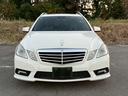 Eクラスステーションワゴン E350ブルテックステーションワゴンアバンG AMG パッケージ パノラミックスライディングルーフ 本革シート パワーシート シートヒーター プッシュスタート オートエアコン ナビ ETC ステアリングスイッチ エアバック パワーウインドウ 中古車画像_3