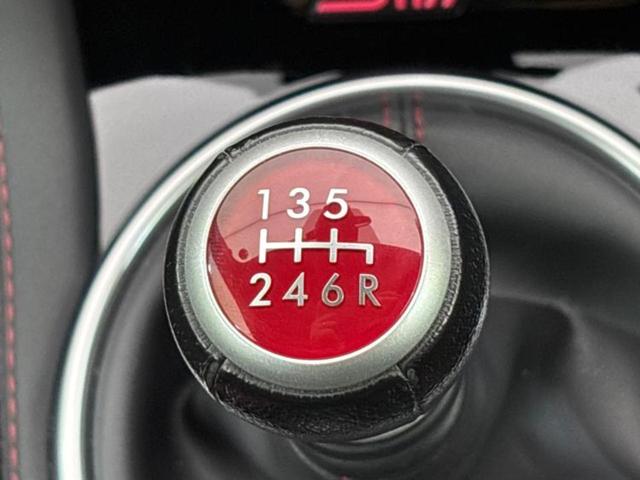 ＷＲＸ ＳＴＩ ４ＷＤ　ＳＴＩ　新品タイヤ／保証書／純正　８インチ　ＳＤナビ／アイサイト／シートヒーター　前席／車線逸脱防止支援システム／シート　ハーフレザー／ドライブレコーダー　前後／ヘッドランプ　ＬＥＤ／ＵＳＢジャック　ドラレコ（35枚目）