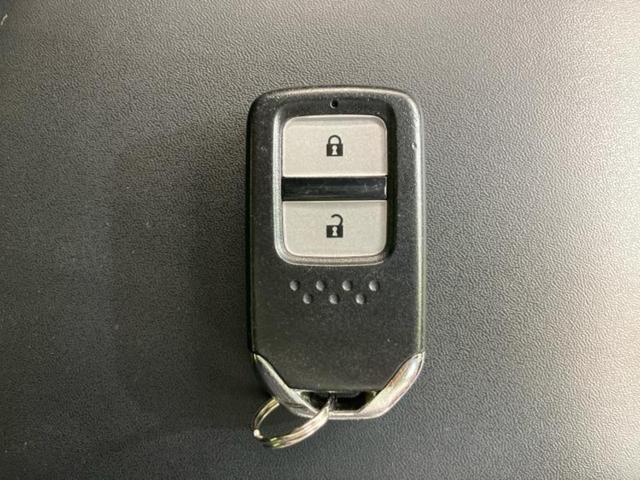 ヴェゼル ハイブリッドＺ・ホンダセンシング　新品タイヤ／保証書／純正　ＳＤナビ／ホンダセンシング／シートヒーター　前席／車線逸脱防止支援システム／シート　ハーフレザー／ヘッドランプ　ＬＥＤ／ＵＳＢジャック／Ｂｌｕｅｔｏｏｔｈ接続／ＥＴＣ（41枚目）