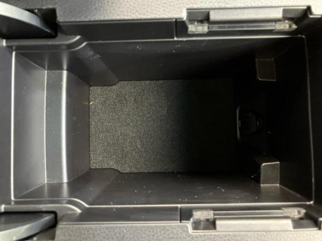 ハリアー ４ＷＤプレミアム　新品タイヤ／モデリスタエアロ／保証書／純正　９インチ　ＳＤナビ／車線逸脱防止支援システム／電動バックドア／ヘッドランプ　ＬＥＤ／ＵＳＢジャック／Ｂｌｕｅｔｏｏｔｈ接続／ＨＤＭＩ接続／ＥＴＣ　フルエアロ（37枚目）