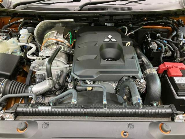 トライトン ４ＷＤ　ＧＳＲ　保証書／純正　９インチ　ナビ／イーアシスト（ミツビシ）／シートヒーター　前席／マルチアラウンドモニター／車線逸脱防止支援システム／シート　合皮／ヘッドランプ　ＬＥＤ／ＵＳＢジャック　バックカメラ（49枚目）