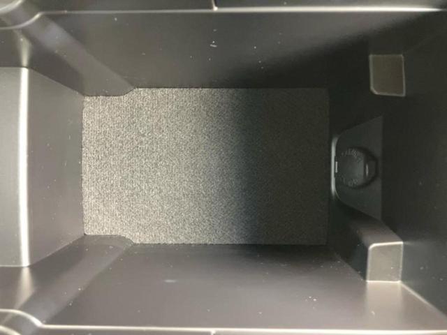 ハリアー プレミアム エアロ/JBL/保証書/純正 8インチ SDナビ/トヨタセーフティセンス/車線逸脱防止支援システム/シート ハーフレザー/電動バックドア/ヘッドランプ LED/USBジャック 衝突被害軽減システム(35枚目)