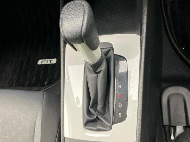 フィット ベーシック　ディスプレイオーディオ８インチ／ホンダセンシング／車線逸脱防止支援システム／ドライブレコーダー　純正／ＵＳＢジャック／Ｂｌｕｅｔｏｏｔｈ接続／ＥＴＣ／ＥＢＤ付ＡＢＳ／横滑り防止装置　バックカメラ（30枚目）