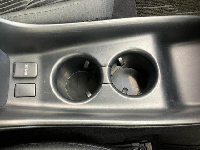 プリウス Ｓセーフティプラス　新品タイヤ／保証書／純正　ＳＤナビ／トヨタセーフティセンス／車線逸脱防止支援システム／パーキングアシスト　自動操舵／ドライブレコーダー　純正／ヘッドランプ　ＬＥＤ／Ｂｌｕｅｔｏｏｔｈ接続　ＤＶＤ再生（38枚目）