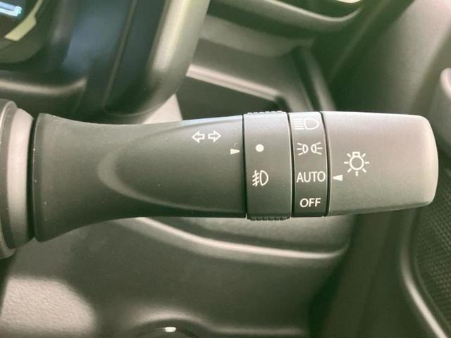 スペーシアギア ハイブリッドＸＺ　保証書／純正　９インチ　メモリーナビ／セーフティサポート（スズキ）／両側電動スライドドア／シートヒーター　前席／全方位モニター／車線逸脱防止支援システム／登録済未使用車／ヘッドランプ　ＬＥＤ（17枚目）