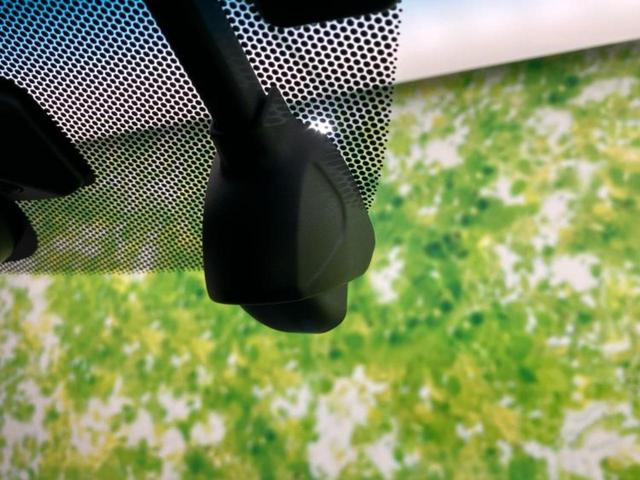 フリードハイブリッド ハイブリッドモデューロXホンダセンシング 新品タイヤ/保証書/純正 9インチ SDナビ/ホンダセンシング/両側電動スライドドア/車線逸脱防止支援システム/シート ハーフレザー/ドライブレコーダー 前後/ヘッドランプ LED バックカメラ(40枚目)