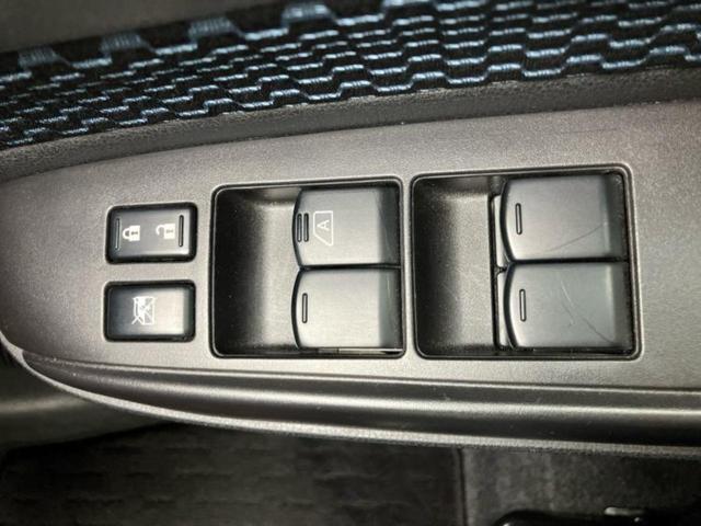 ノート X DIG-S 新品タイヤ/保証書/社外 SDナビ/エマージェンシーブレーキ/車線逸脱防止支援システム/Bluetooth接続/ETC/EBD付ABS/アイドリングストップ/フルセグTV/DVD/禁煙車 ワンオーナー(27枚目)