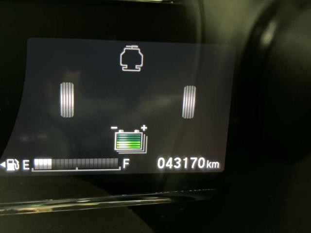 ＷＥＣＡＲＳの展示場では実際に見て、触ってお車をお選びいただけます！知識の豊富な営業スタッフが様々なカーライフをご提案いたします！