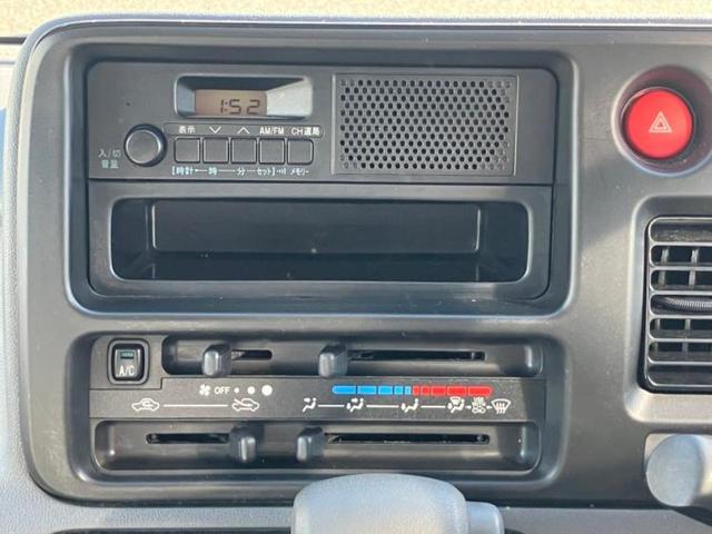 ハイゼットカーゴ デラックス　新品タイヤ／保証書／ＥＢＤ付ＡＢＳ／エアバッグ　運転席／エアバッグ　助手席／衝突安全ボディ／パワーウインドウ／キーレスエントリー／パワーステアリング／マニュアルエアコン／取扱説明書（10枚目）