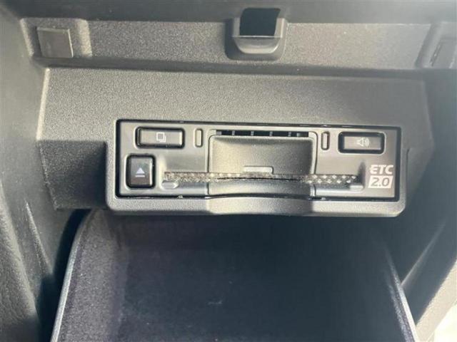 NX NX250バージョンL 新品タイヤ/サンルーフ/純正エアロ/保証書/純正 SDナビ/衝突安全装置/シートエアコン/パノラミックビューモニター/車線逸脱防止支援システム/シート フルレザー 革シート 衝突被害軽減システム(15枚目)