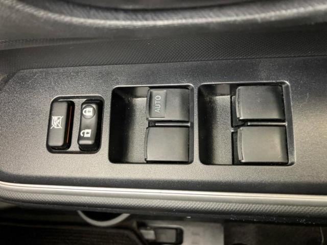 アクア Ｓ　新品タイヤ／保証書／純正　ＳＤナビ／トヨタセーフティセンス／車線逸脱防止支援システム／ドライブレコーダー　前後／Ｂｌｕｅｔｏｏｔｈ接続／ＥＴＣ／ＥＢＤ付ＡＢＳ／横滑り防止装置／アイドリングストップ（32枚目）