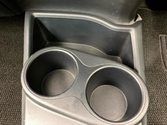 アクア Ｓ　新品タイヤ／保証書／純正　ＳＤナビ／トヨタセーフティセンス／車線逸脱防止支援システム／ドライブレコーダー　前後／Ｂｌｕｅｔｏｏｔｈ接続／ＥＴＣ／ＥＢＤ付ＡＢＳ／横滑り防止装置／アイドリングストップ（34枚目）