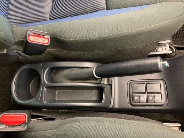 アクア Ｓ　新品タイヤ／保証書／純正　ＳＤナビ／トヨタセーフティセンス／車線逸脱防止支援システム／ドライブレコーダー　前後／Ｂｌｕｅｔｏｏｔｈ接続／ＥＴＣ／ＥＢＤ付ＡＢＳ／横滑り防止装置／アイドリングストップ（37枚目）