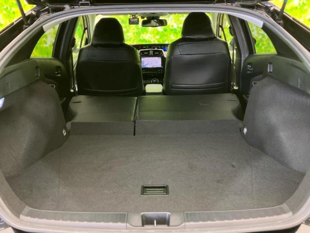 プリウス Ｓセーフティプラス　新品タイヤ／モデリスタエアロ／保証書／社外　９インチ　ＳＤナビ／トヨタセーフティセンス／車線逸脱防止支援システム／パーキングアシスト　バックガイド／パーキングアシスト　自動操舵　衝突被害軽減システム（21枚目）