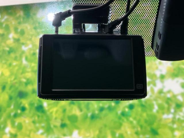 プリウス Ｓセーフティプラス　新品タイヤ／モデリスタエアロ／保証書／社外　９インチ　ＳＤナビ／トヨタセーフティセンス／車線逸脱防止支援システム／パーキングアシスト　バックガイド／パーキングアシスト　自動操舵　衝突被害軽減システム（40枚目）