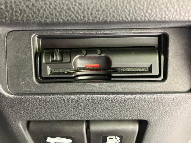 ジューク ４ＷＤ１６ＧＴ　ＦＯＵＲタイプＶ　保証書／純正　ＳＤナビ／ヘッドランプ　ＨＩＤ／Ｂｌｕｅｔｏｏｔｈ接続／ＥＴＣ／ＥＢＤ付ＡＢＳ／横滑り防止装置／バックモニター／フルセグＴＶ／ＤＶＤ／禁煙車／エアバッグ　運転席／エアバッグ　助手席（28枚目）