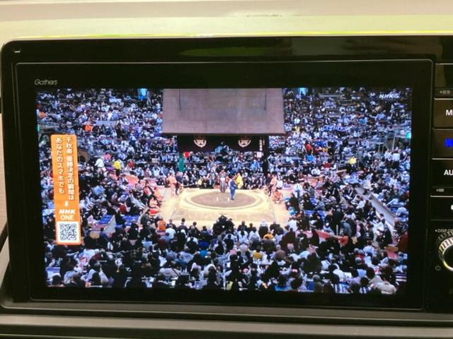 オデッセイハイブリッド ｅＨＥＶアブソルート・ＥＸ　保証書／純正　１０インチ　ＳＤナビ／ホンダセンシング／両側電動スライドドア／シートヒーター　前席／マルチビューカメラシステム／車線逸脱防止支援システム／シート　ハーフレザー／電動バックドア　電動シート（12枚目）