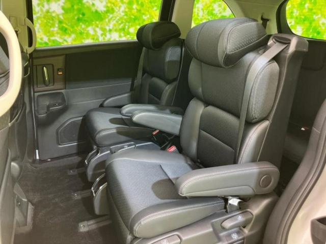 オデッセイハイブリッド ｅＨＥＶアブソルート・ＥＸ　保証書／純正　１０インチ　ＳＤナビ／ホンダセンシング／両側電動スライドドア／シートヒーター　前席／マルチビューカメラシステム／車線逸脱防止支援システム／シート　ハーフレザー／電動バックドア　電動シート（19枚目）