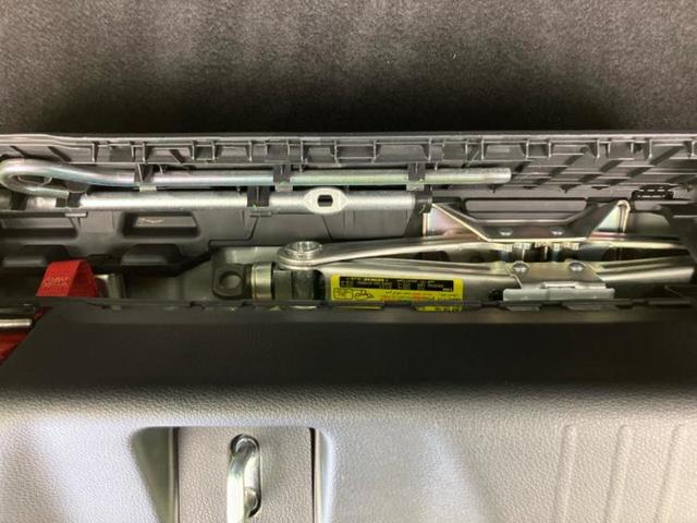 オデッセイハイブリッド ｅＨＥＶアブソルート・ＥＸ　保証書／純正　１０インチ　ＳＤナビ／ホンダセンシング／両側電動スライドドア／シートヒーター　前席／マルチビューカメラシステム／車線逸脱防止支援システム／シート　ハーフレザー／電動バックドア　電動シート（28枚目）