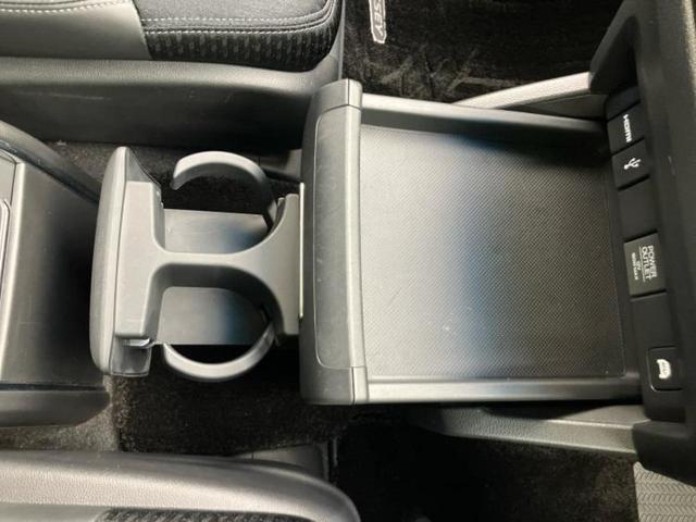 オデッセイハイブリッド ｅＨＥＶアブソルート・ＥＸ　保証書／純正　１０インチ　ＳＤナビ／ホンダセンシング／両側電動スライドドア／シートヒーター　前席／マルチビューカメラシステム／車線逸脱防止支援システム／シート　ハーフレザー／電動バックドア　電動シート（39枚目）