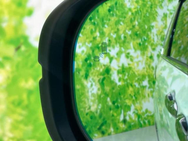 オデッセイハイブリッド ｅＨＥＶアブソルート・ＥＸ　保証書／純正　１０インチ　ＳＤナビ／ホンダセンシング／両側電動スライドドア／シートヒーター　前席／マルチビューカメラシステム／車線逸脱防止支援システム／シート　ハーフレザー／電動バックドア　電動シート（48枚目）