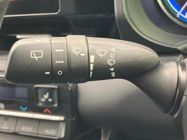 ヴォクシー ハイブリッドＳ－Ｚ　保証書／ディスプレイオーディオ＋ナビ１０．５インチ／トヨタセーフティセンス／両側電動スライドドア／シートヒーター　前席／車線逸脱防止支援システム／シート　ハーフレザー／ドライブレコーダー　社外　禁煙車（16枚目）