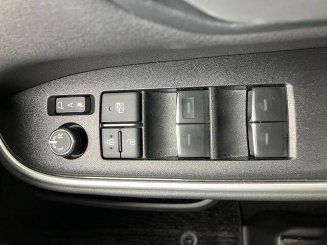 ヴォクシー ハイブリッドＳ－Ｚ　保証書／ディスプレイオーディオ＋ナビ１０．５インチ／トヨタセーフティセンス／両側電動スライドドア／シートヒーター　前席／車線逸脱防止支援システム／シート　ハーフレザー／ドライブレコーダー　社外　禁煙車（32枚目）