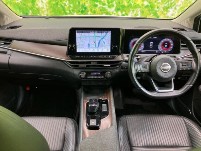 オーラ Ｇレザーエディション　新品タイヤ／ＢＯＳＥ／保証書／純正　９インチ　ＳＤナビ／インテリジェントルームミラー／エマージェンシーブレーキ／全方位モニター／車線逸脱防止支援システム／シート　合皮／プロパイロット　全周囲カメラ（4枚目）