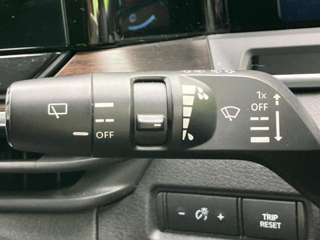 オーラ Ｇレザーエディション　新品タイヤ／ＢＯＳＥ／保証書／純正　９インチ　ＳＤナビ／インテリジェントルームミラー／エマージェンシーブレーキ／全方位モニター／車線逸脱防止支援システム／シート　合皮／プロパイロット　全周囲カメラ（17枚目）