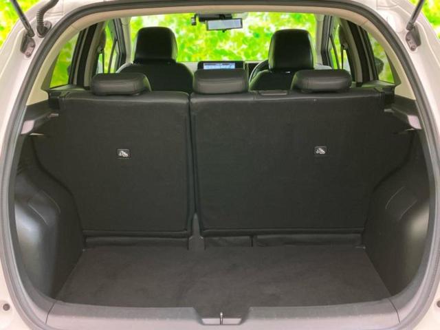 オーラ Ｇレザーエディション　新品タイヤ／ＢＯＳＥ／保証書／純正　９インチ　ＳＤナビ／インテリジェントルームミラー／エマージェンシーブレーキ／全方位モニター／車線逸脱防止支援システム／シート　合皮／プロパイロット　全周囲カメラ（19枚目）