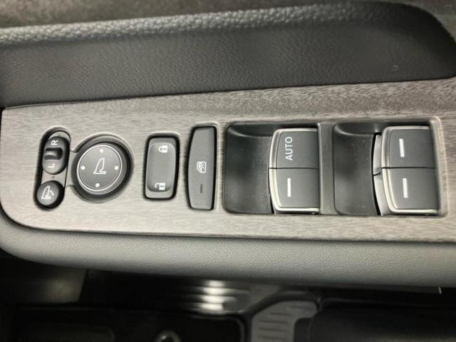 ステップワゴン ｅＨＥＶスパーダプレミアムライン　保証書／純正　１１インチ　ＳＤナビ／フリップダウンモニター　純正　１５．６インチ／デジタルインナーミラー／ホンダセンシング／両側電動スライドドア／シートヒーター／マルチビューカメラシステム　ＤＶＤ再生（34枚目）