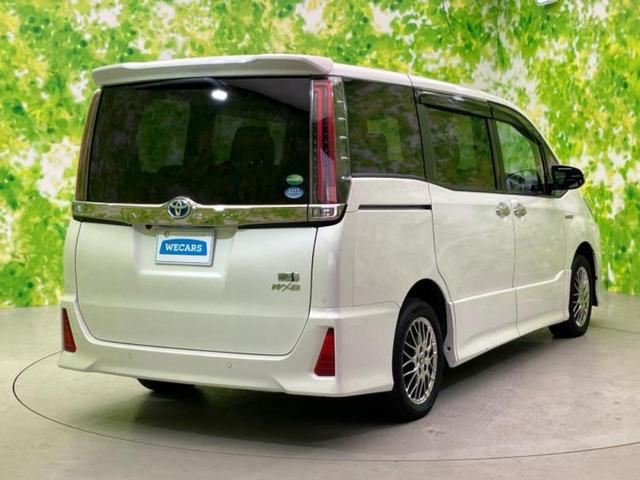 ノア ハイブリッドＳｉダブルバイビー２　新品タイヤ／保証書／純正　１０インチ　ＳＤナビ／フリップダウンモニター　純正　１１．５インチ／衝突安全装置／両側電動スライドドア／シートヒーター　前席／車線逸脱防止支援システム　衝突被害軽減システム（3枚目）