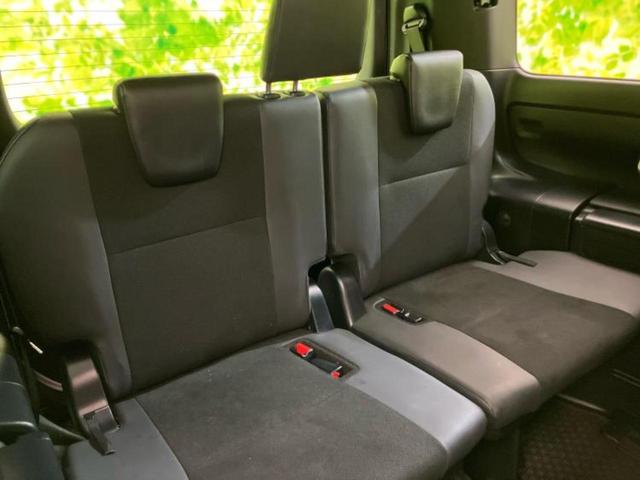 ノア ハイブリッドＳｉダブルバイビー２　新品タイヤ／保証書／純正　１０インチ　ＳＤナビ／フリップダウンモニター　純正　１１．５インチ／衝突安全装置／両側電動スライドドア／シートヒーター　前席／車線逸脱防止支援システム　衝突被害軽減システム（7枚目）