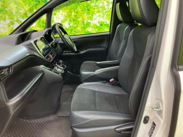 ノア ハイブリッドＳｉダブルバイビー２　新品タイヤ／保証書／純正　１０インチ　ＳＤナビ／フリップダウンモニター　純正　１１．５インチ／衝突安全装置／両側電動スライドドア／シートヒーター　前席／車線逸脱防止支援システム　衝突被害軽減システム（8枚目）