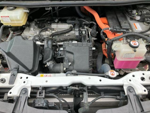 ノア ハイブリッドＳｉダブルバイビー２　新品タイヤ／保証書／純正　１０インチ　ＳＤナビ／フリップダウンモニター　純正　１１．５インチ／衝突安全装置／両側電動スライドドア／シートヒーター　前席／車線逸脱防止支援システム　衝突被害軽減システム（59枚目）