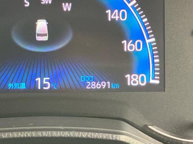 ノア ハイブリッドＳ－Ｚ　保証書／ディスプレイオーディオ＋ナビ１０．５インチ／フリップダウンモニター　純正　１４インチ／トヨタセーフティセンス／両側電動スライドドア／シートヒーター　前席／車線逸脱防止支援システム　バックカメラ（14枚目）