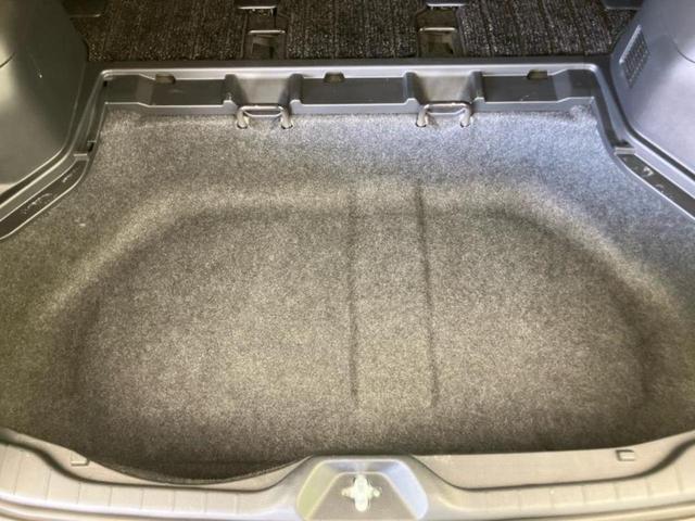 ノア ハイブリッドＳ－Ｚ　保証書／ディスプレイオーディオ＋ナビ１０．５インチ／フリップダウンモニター　純正　１４インチ／トヨタセーフティセンス／両側電動スライドドア／シートヒーター　前席／車線逸脱防止支援システム　バックカメラ（27枚目）