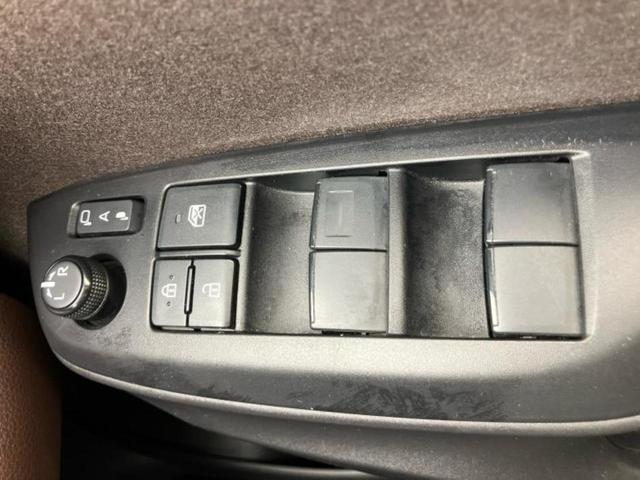 ヤリスクロス ハイブリッドＺ　新品タイヤ／保証書／ディスプレイオーディオ＋ナビ８インチ／トヨタセーフティセンス／シートヒーター　前席／全方位モニター／車線逸脱防止支援システム／シート　ハーフレザー／ドライブレコーダー　前後　ＥＴＣ（32枚目）