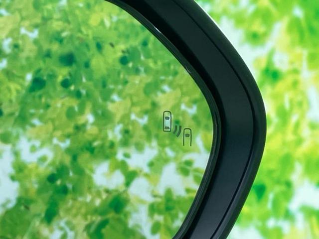 ヤリスクロス ハイブリッドＺ　新品タイヤ／保証書／ディスプレイオーディオ＋ナビ８インチ／トヨタセーフティセンス／シートヒーター　前席／全方位モニター／車線逸脱防止支援システム／シート　ハーフレザー／ドライブレコーダー　前後　ＥＴＣ（40枚目）