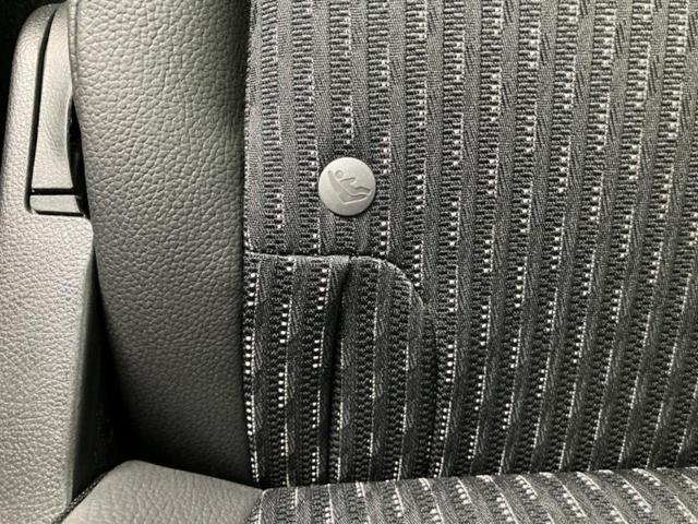 フィットハイブリッド ハイブリッド・Ｌパッケージ　新品タイヤ／保証書／純正　ＳＤナビ／シート　ハーフレザー／ヘッドランプ　ＬＥＤ／Ｂｌｕｅｔｏｏｔｈ接続／ＥＢＤ付ＡＢＳ／横滑り防止装置／アイドリングストップ／バックモニター／フルセグＴＶ／ＤＶＤ（39枚目）