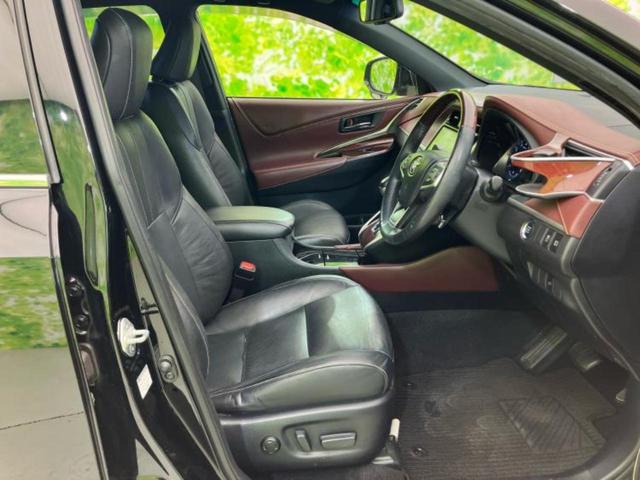 ハリアー プレミアム　新品タイヤ／保証書／純正　９インチ　ＳＤナビ／シートヒーター　前席／車線逸脱防止支援システム／シート　フルレザー／電動バックドア／ヘッドランプ　ＬＥＤ／Ｂｌｕｅｔｏｏｔｈ接続／ＥＴＣ　革シート（5枚目）