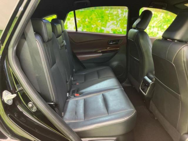 ハリアー プレミアム　新品タイヤ／保証書／純正　９インチ　ＳＤナビ／シートヒーター　前席／車線逸脱防止支援システム／シート　フルレザー／電動バックドア／ヘッドランプ　ＬＥＤ／Ｂｌｕｅｔｏｏｔｈ接続／ＥＴＣ　革シート（6枚目）