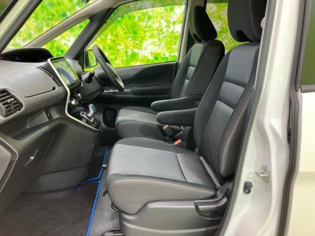 セレナ eパワーハイウェイスターV 新品タイヤ/保証書/純正 10インチ メモリーナビ/フリップダウンモニター 純正 11インチ/インテリジェントルームミラー/エマージェンシーブレーキ/両側電動スライドドア/シートヒーター 前席 ETC(8枚目)