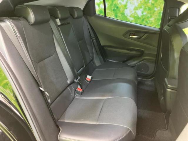 プリウス Ｚ　サンルーフ／保証書／ディスプレイオーディオ＋ナビ１２．３インチ／トヨタセーフティセンス／シートヒーター　前席／全方位モニター／車線逸脱防止支援システム／シート　合皮　衝突被害軽減システム　全周囲カメラ（6枚目）