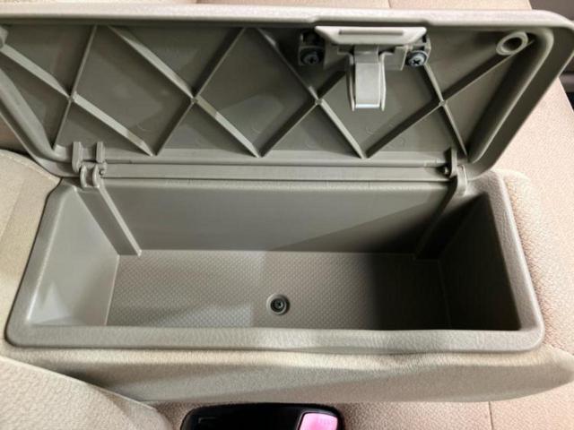 ステラ Ｌ　新品タイヤ／ＥＢＤ付ＡＢＳ／エアバッグ　運転席／エアバッグ　助手席／衝突安全ボディ／アルミホイール　社外　１４インチ／パワーウインドウ／キーレス／オートエアコン／パワーステアリング／盗難防止システム（30枚目）