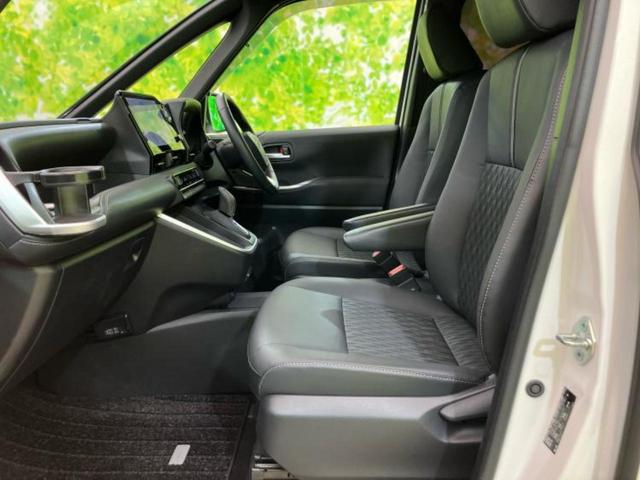 ノア ハイブリッドＳ－Ｚ　保証書／ディスプレイオーディオ＋ナビ１０インチ／フリップダウンモニター　純正　１４インチ／衝突安全装置／両側電動スライドドア／シートヒーター　前席／パノラミックビューモニター　衝突被害軽減システム（8枚目）